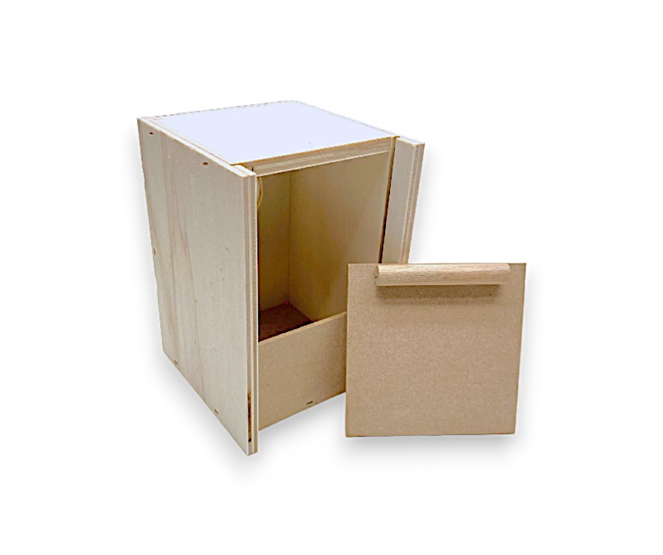 Agaporniedennestkast klein nr.4 DxBxH 13x12x18 cm